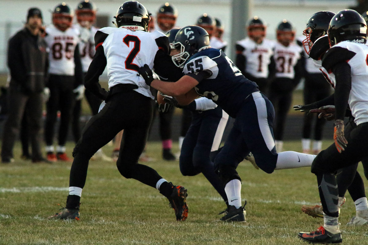 Cross County FB vs LCC (18).jpg
